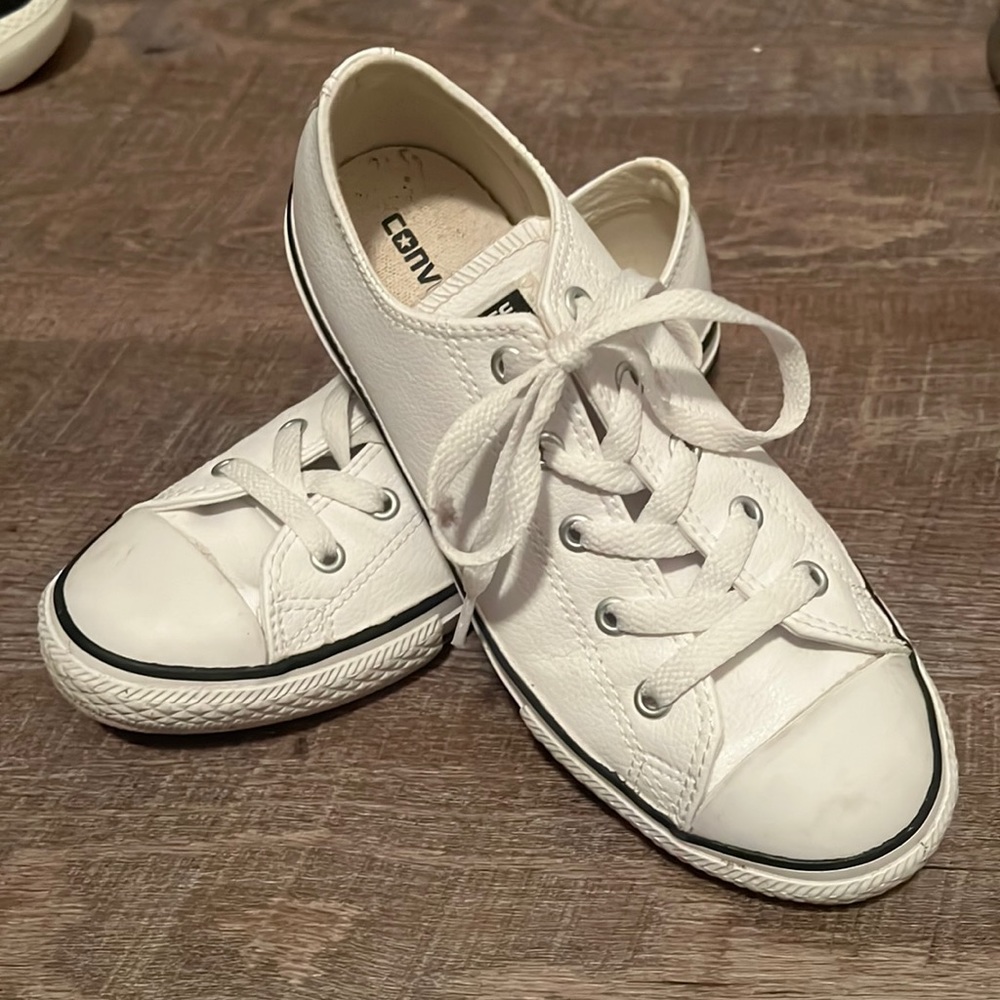 White Leather Converse Tennis Shoes